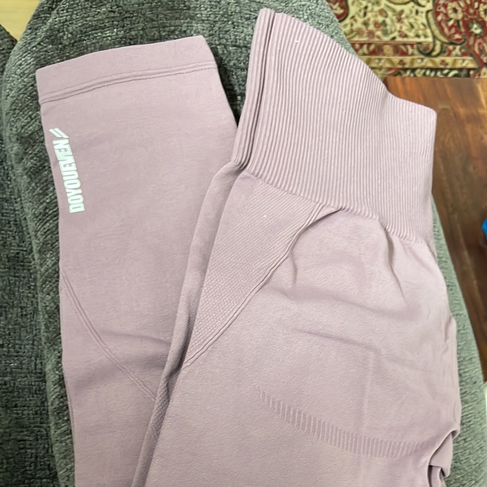 Purple Doyoueven leggings